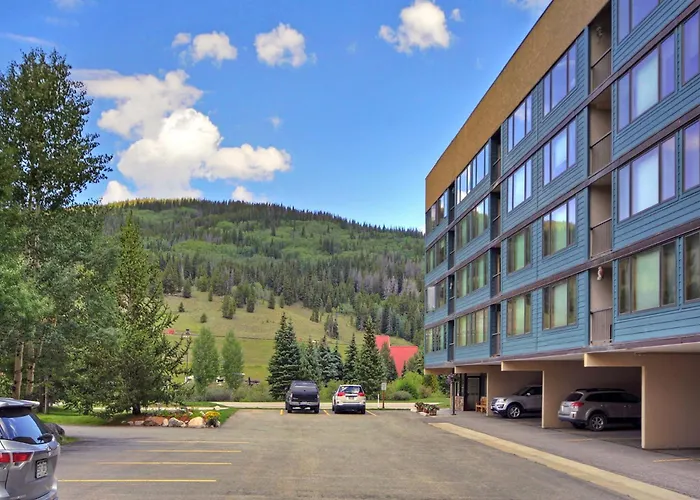 Apartment Sh404 Summit House