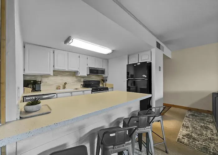 Sh404 Summit House Apartment *