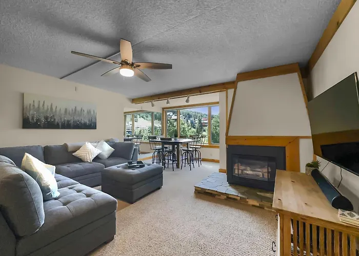 Apartment Sh404 Summit House